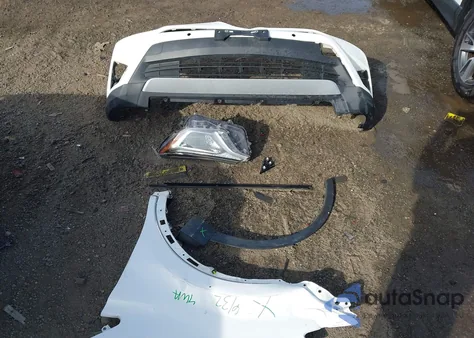 2017 Toyota Rav4 Xle из США, поврежденный, VIN JTMRFREV8HJ118608